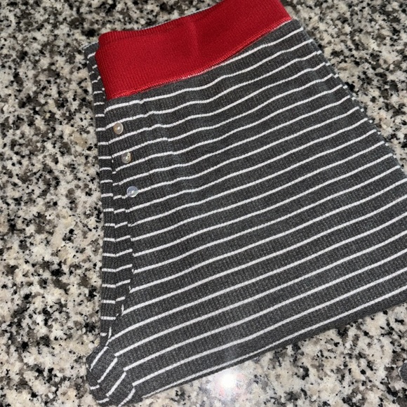 Stars Above Women’s Thermal Sleep Pajama Set - Size S, Gray/White/Red - Picture 4 of 4